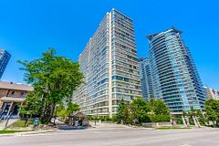 55 Elm Drive W 1007, Mississauga, ON L5B 3Z3