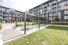 95 Dundas Street 004, Oakville, ON L6M 5N4