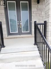 134 Petch Avenue, Caledon, ON L7C 4L3