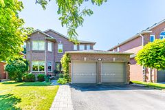 10 Split Maple Lane, Halton Hills, ON L7G 5R7