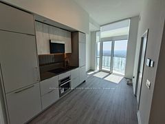 1 Fairview Road E 3210, Mississauga, ON L5A 4C6