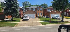 4236 Credit Pointe Drive, Mississauga, ON L5M 3K2