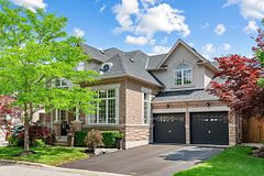 729 Boughton Crescent, Milton, ON L9T 0E5