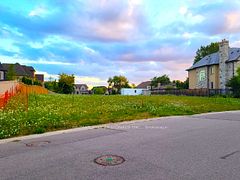 6826 Campbell Settler Court, Mississauga, ON L4W 2Y4