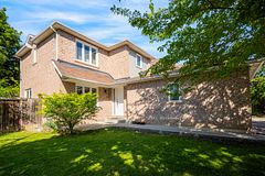 65 Mullis Crescent, Brampton, ON L6Y 4S9