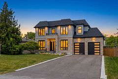 455 Samford Place, Oakville, ON L6L 4E7