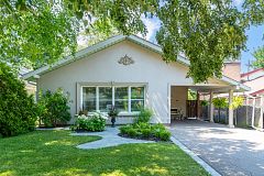 48 Genthorn Avenue, Toronto, ON M9W 2S9
