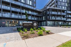 3210 Dakota Common A607, Burlington, ON L7M 2A8