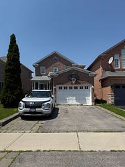 1081 Blueheron Boulevard, Mississauga, ON L5V 2J7