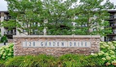 128 Garden Drive 419, Oakville, ON L6K 2W5