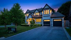 540 Weir Avenue, Oakville, ON L6L 4X4