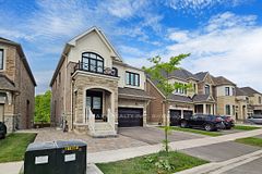 465 Thornborrow (2-Bed Walkout Bsmt Apt) Court, Milton, ON L9E 1T4