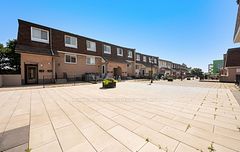2170 Bromsgrove Road 2, Mississauga, ON L5J 4J2