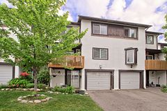 2651 Aquitaine Avenue 56, Mississauga, ON L5N 1V5