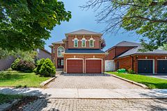 5550 Middleport Crescent N, Mississauga, ON L4Z 3S5
