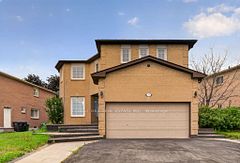 55 Castlehill Road, Brampton, ON L6X 4C9