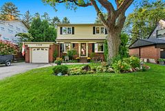 1159 Greening Avenue, Mississauga, ON L4Y 1H3