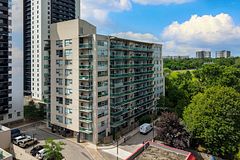2464 Weston Road 406, Toronto, ON M9N 0A2