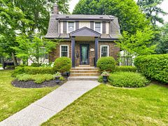 1007 North Shore Boulevard E, Burlington, ON L7T 1X8