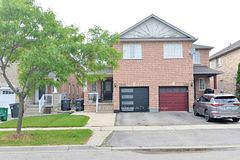 3388 Crimson King Circle, Mississauga, ON L5N 8N1
