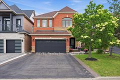 4819 Bloomburg Drive, Mississauga, ON L5M 7K4