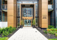 2333 Khalsa Gate 811, Oakville, ON L6M 0X7