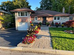 77 Letchworth Crescent, Toronto, ON M3M 1Z1