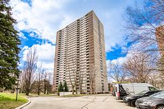 3100 Kirwin Avenue 1007, Mississauga, ON L5A 3S6