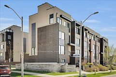 17 Locust Lodge Gardens, Toronto, ON M3K 0A9