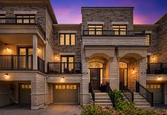 122 Thomas Fisher Drive, Toronto, ON M8Z 0E4