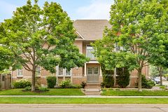 457 Ravineview Way, Oakville, ON L6H 6S8