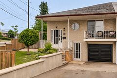 21 Buckland Road, Toronto, ON M3L 1V9