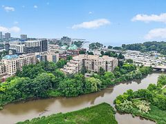 2511 Lakeshore Road W 407, Oakville, ON L6L 6L9