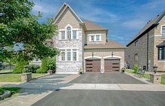 37 Degrey Drive Degrey Drive, Brampton, ON L6P 3X5