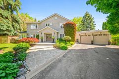 8 Enchanted Court, Brampton, ON L6Z 3M9