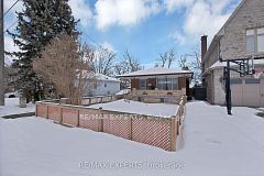 934 Beechwood Avenue Lower, Mississauga, ON L5G 4E2