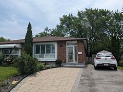 297 Balmoral Drive, Brampton, ON L6T 1V5