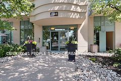 2545 Erin Centre Boulevard 1504, Mississauga, ON L5M 6Z9
