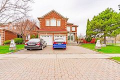 3211 Bloomfield Drive BSMT, Mississauga, ON L5N 6V2