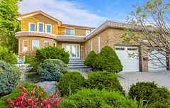 1548A Carolyn Road Bsmt, Mississauga, ON L5M 2E1