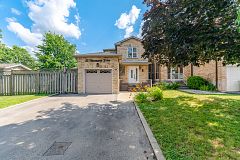 35 Glenmanor Drive, Brampton, ON L6Z 3Z1