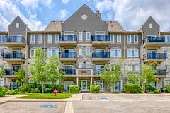 5705 Long Valley Road 411, Mississauga, ON L5M 0M3