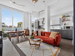 36 Howard Park Avenue 801, Toronto, ON M6R 0A5