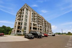 740 Whitlock Avenue 302, Milton, ON L9E 2B6