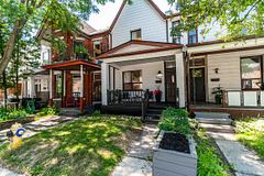 358 Pacific Avenue, Toronto, ON M6P 2R1