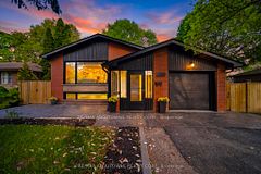 2066 Rebecca Street, Oakville, ON L6L 2A2