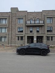 1071 Wheat Boom Drive 1, Oakville, ON L6H 8B7