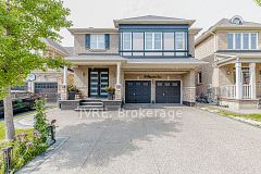 12 Peppermint Close, Brampton, ON L6P 3C6
