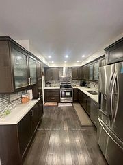 622 Candlestick Circle, Mississauga, ON L4Z 0B4