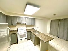 55 Velvet Grass Lane A, Brampton, ON L6R 1W1